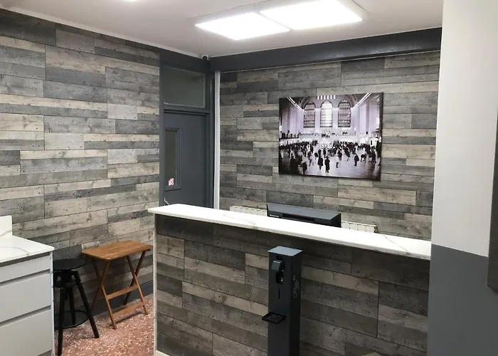 Barking Park Hotel